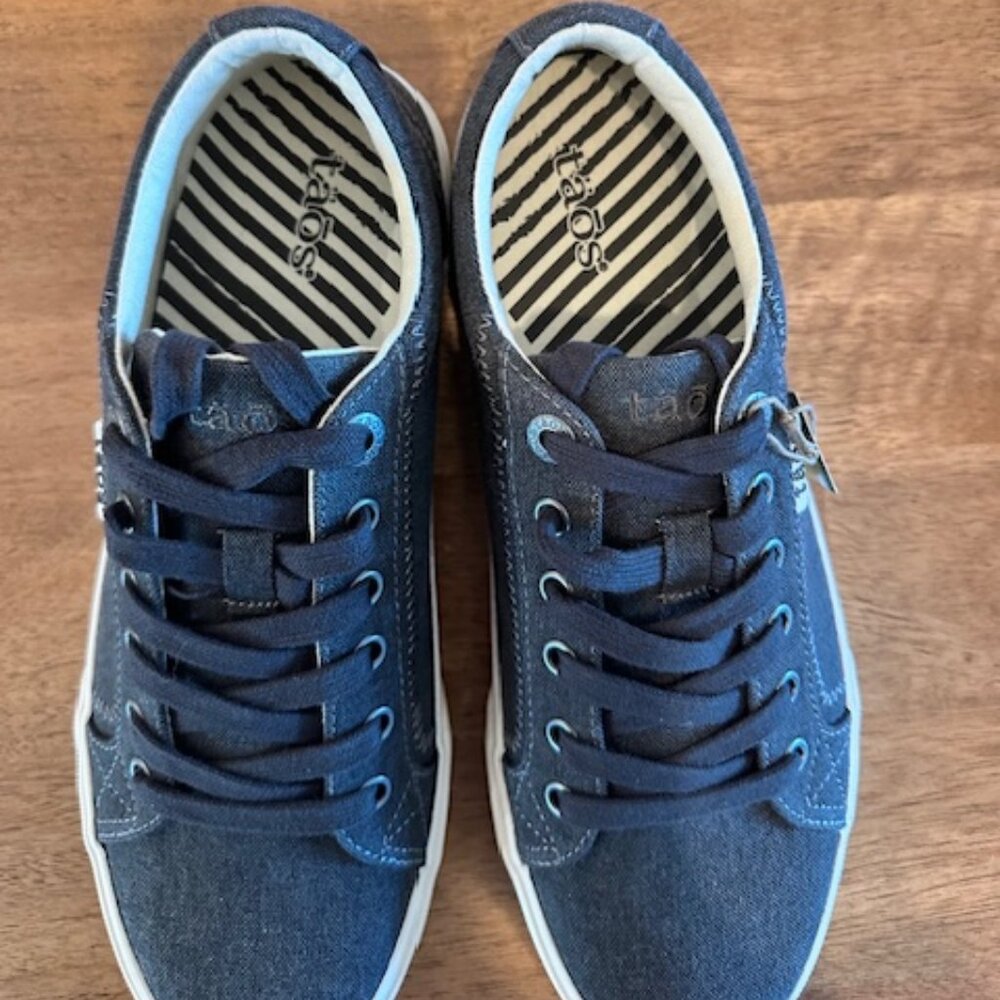 Taos Tennis Shoes